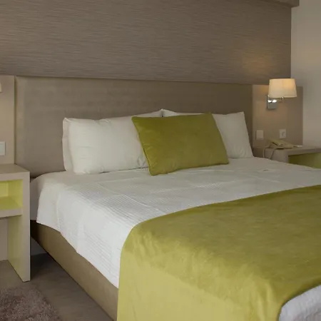 Navegadores Hotel 4*