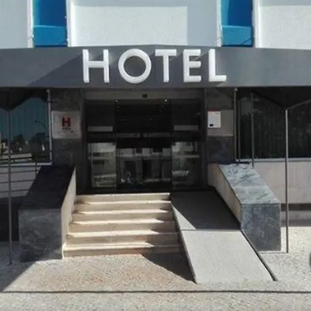 Hotel Navegadores 4*