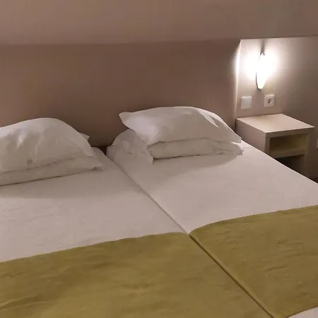 호텔 Navegadores 4*