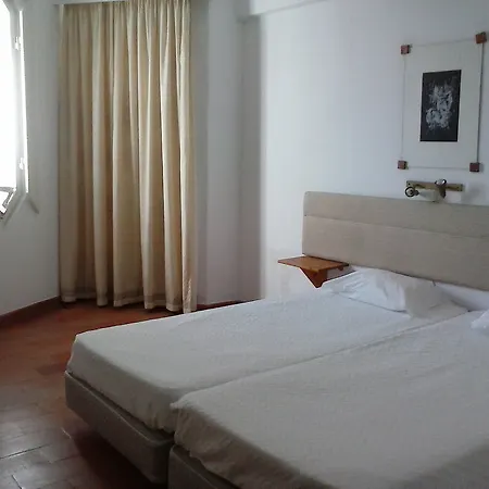 Hotel Navegadores 4*