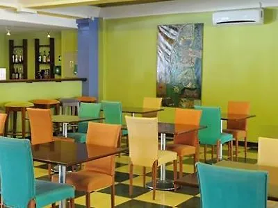Navegadores Hotel