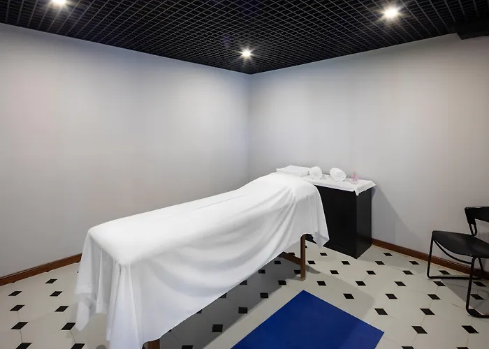 Navegadores Hotel 4*