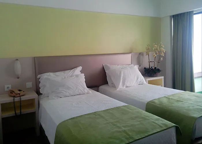 Hotel Navegadores 4*